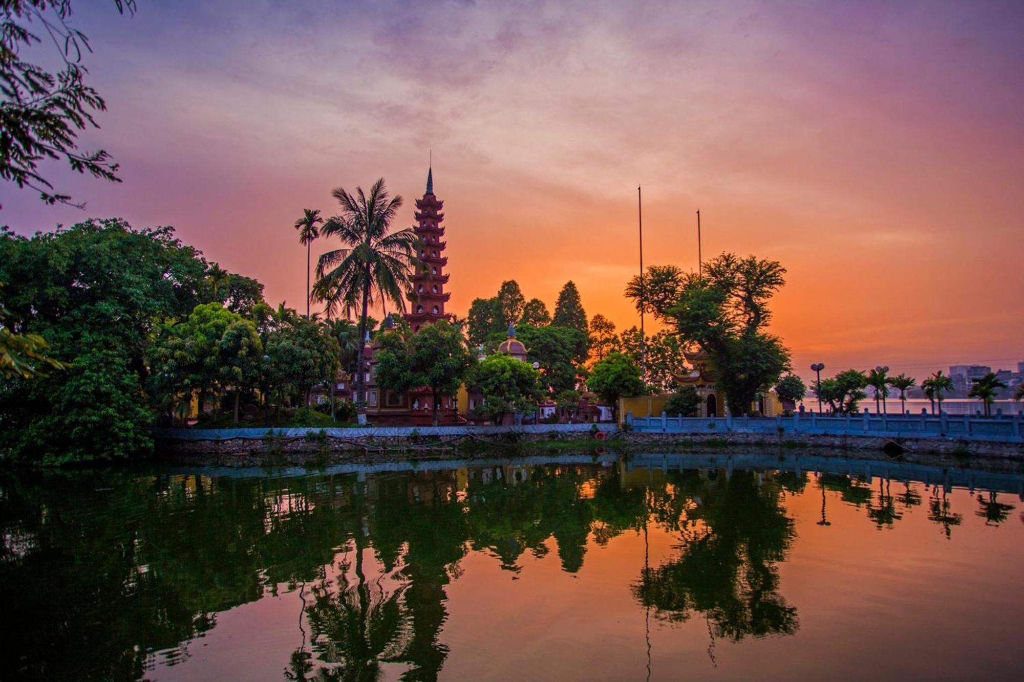 M Apartment Lakeside - Cara Rustic Hanoi Exteriör bild