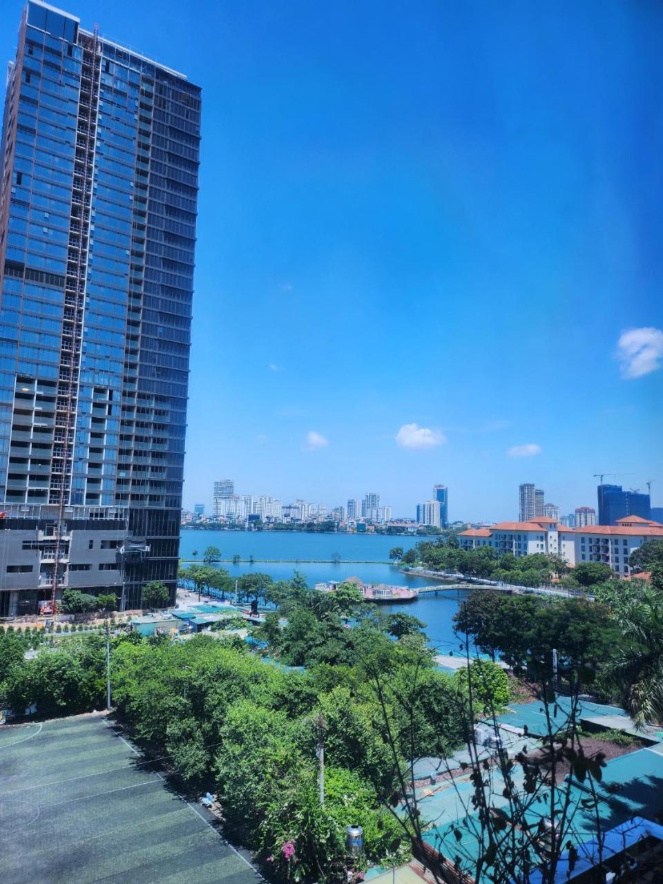 M Apartment Lakeside - Cara Rustic Hanoi Exteriör bild