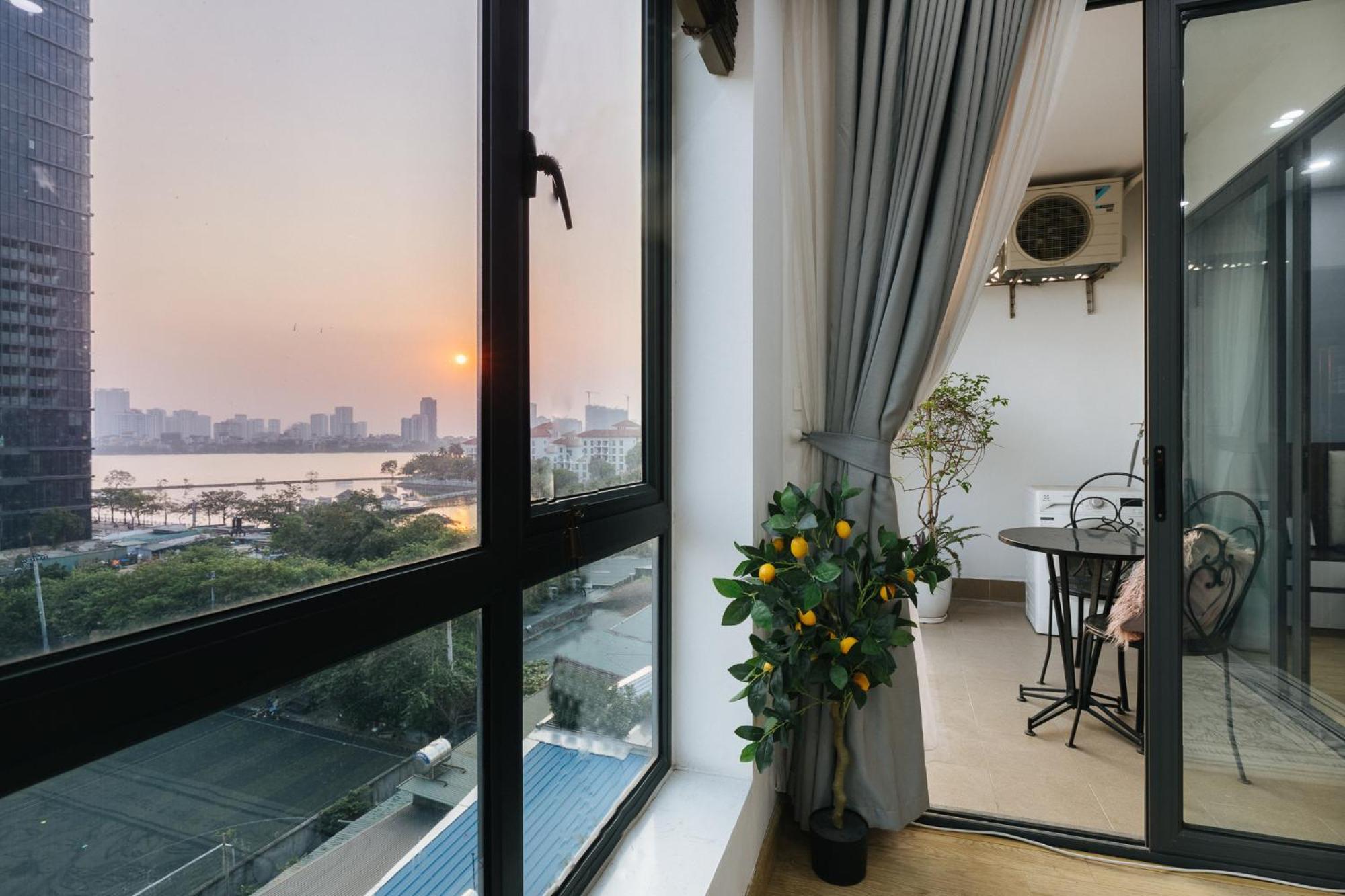 M Apartment Lakeside - Cara Rustic Hanoi Exteriör bild
