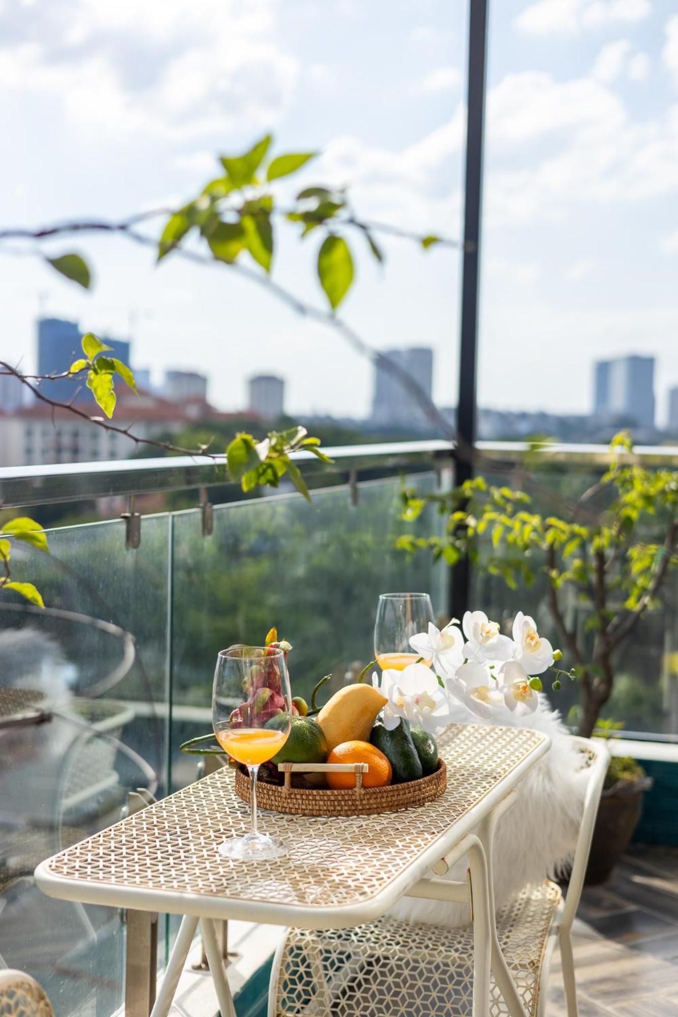 M Apartment Lakeside - Cara Rustic Hanoi Exteriör bild